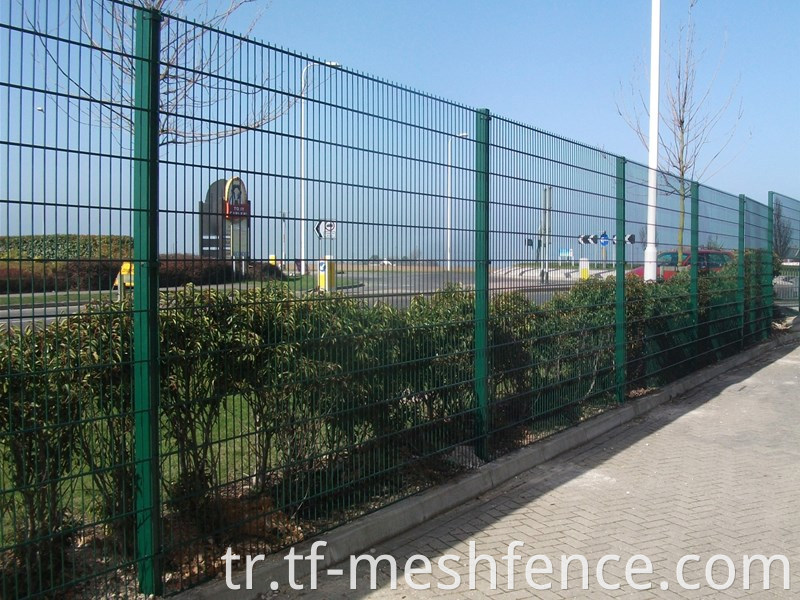 pvc coated 868 fencing 